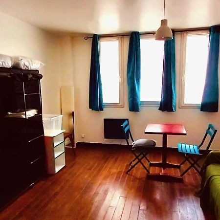 Au Coeur Du 18Eme Arrondissement Proche De Montmarte Et Des Jeux Olympiques Apartment Paris Luaran gambar